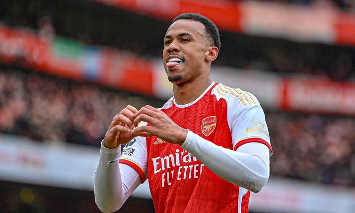 ARSENAL STAR WANTS OUT!, ARSENAL CRISIS! Star Defender READY TO DEFECT for CHILDHOOD DREAM (It’s Not Who You Think!)