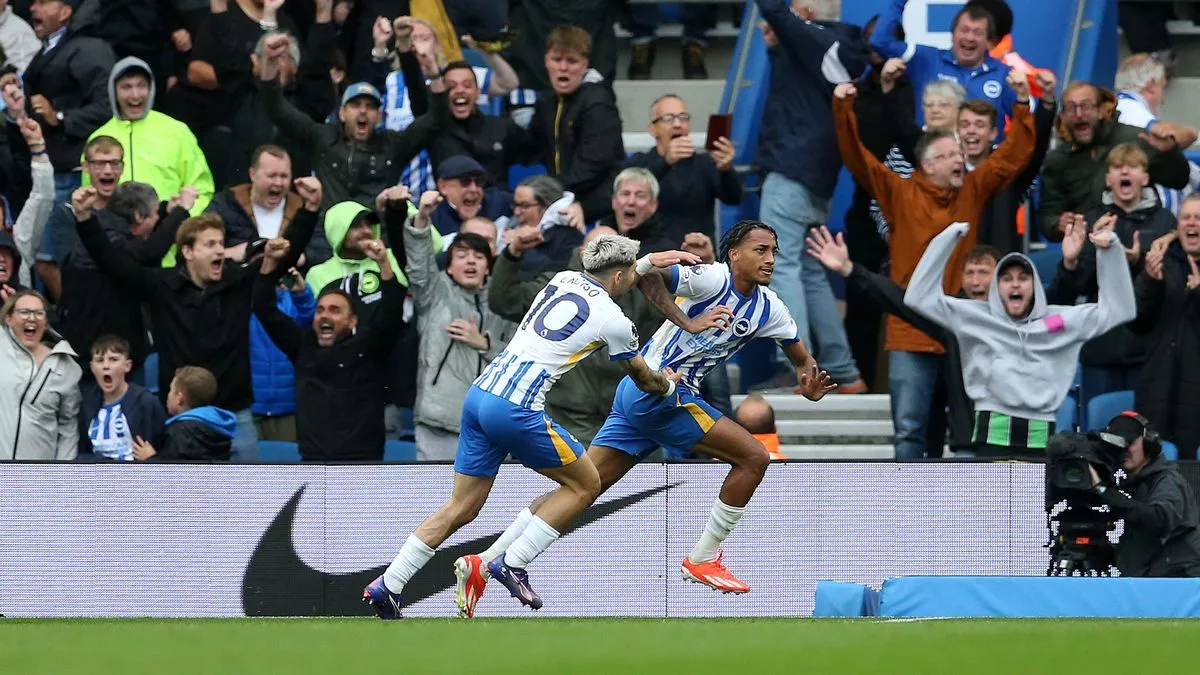 “Man Utd’s Shocking Goal-Line Blunder Costs Them Against Brighton – 6 Must-See Talking Points!”